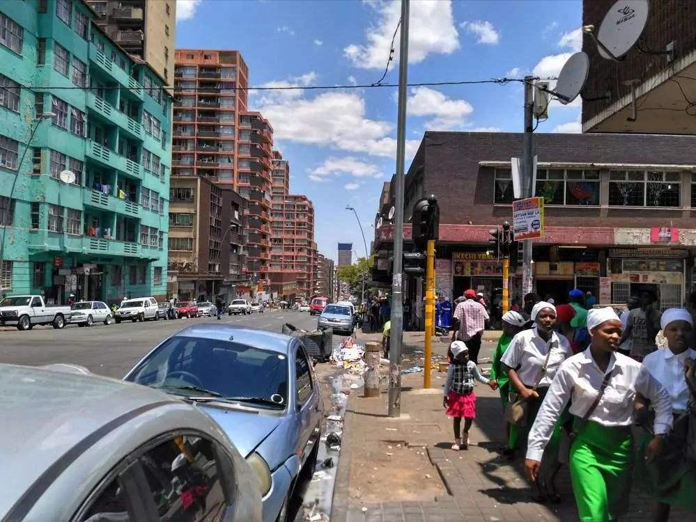 仅凭一己之力，毁掉非洲唯一的发达国家！南非是如何走向衰落的？