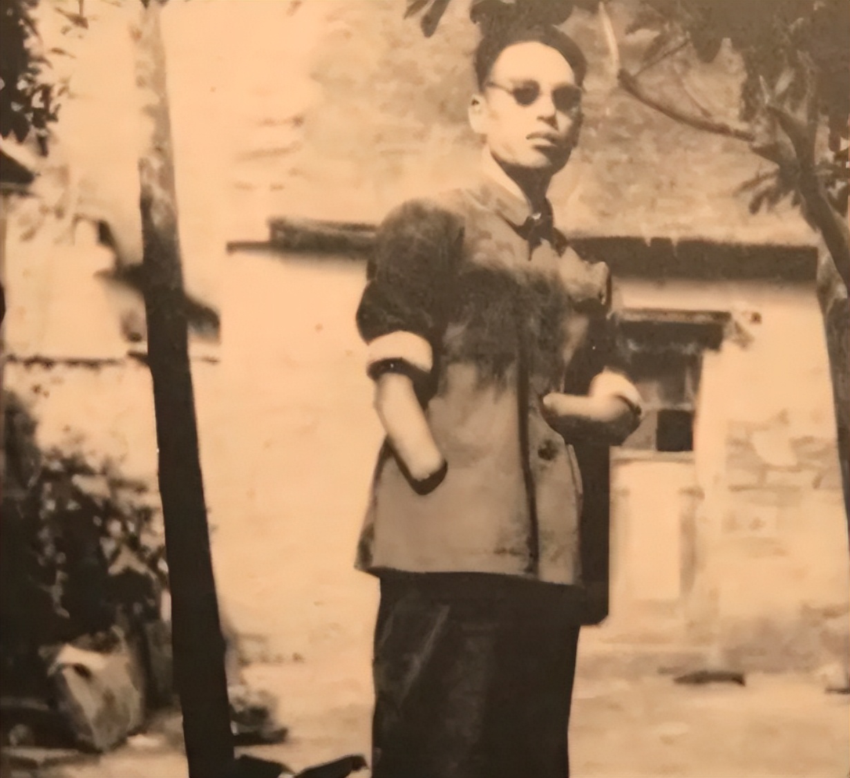 长津湖战役幸存者“朱彦夫”:失去四肢和左眼,今89岁感动中国