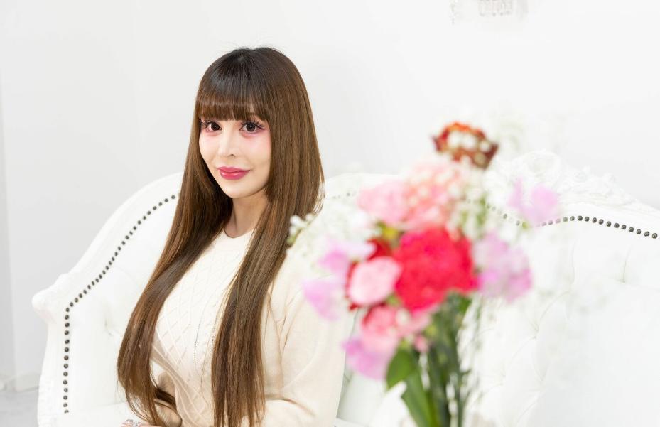 日本网红砸3亿整容上百次！整成法国娃娃：丑八怪在日本活不下去