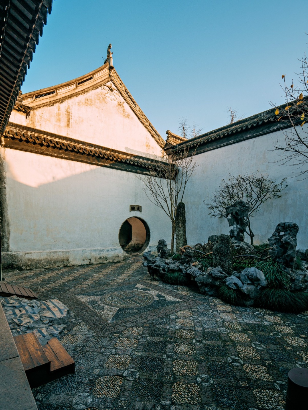 狮子林最有名的叠石假山,狮子林为什么叫假山王国