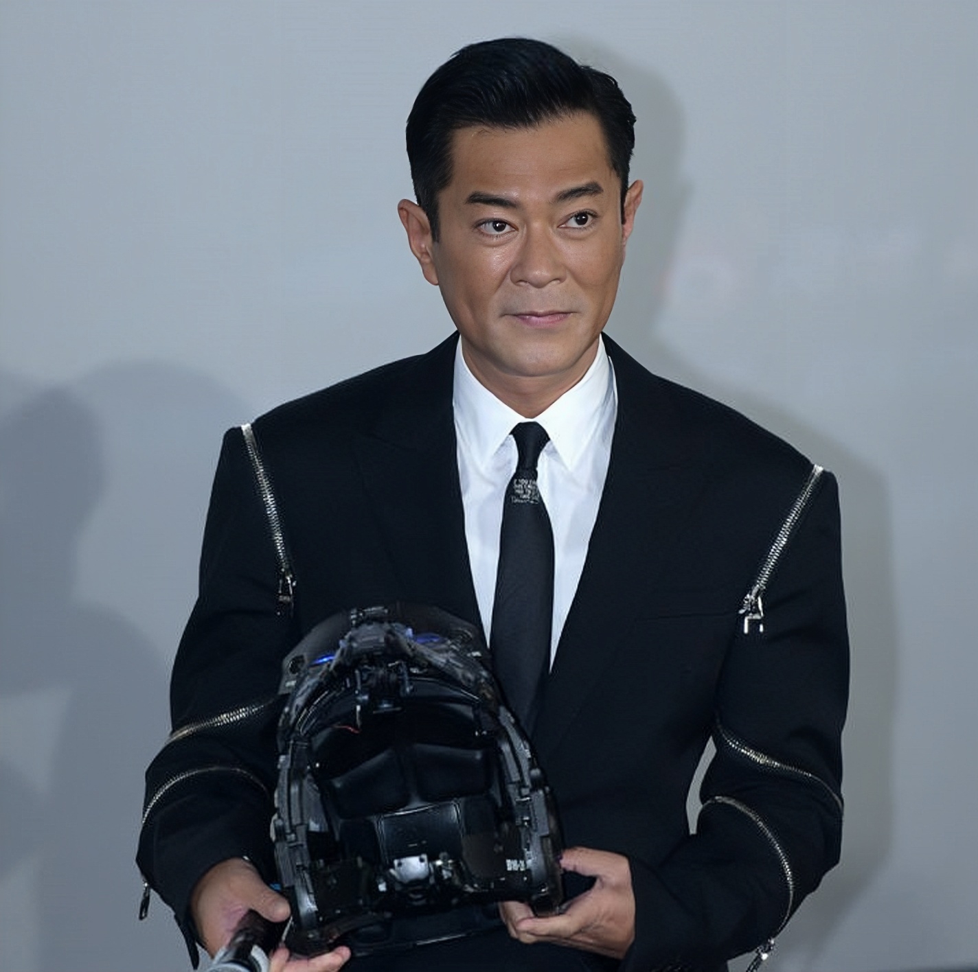 巅峰时期的谢霆锋有多么迷人,谢霆锋在香港娱乐圈什么地位