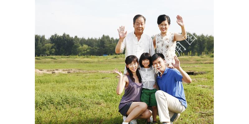 男邻居说捡到了我的衣服，我上去看了才发现那是我的内衣