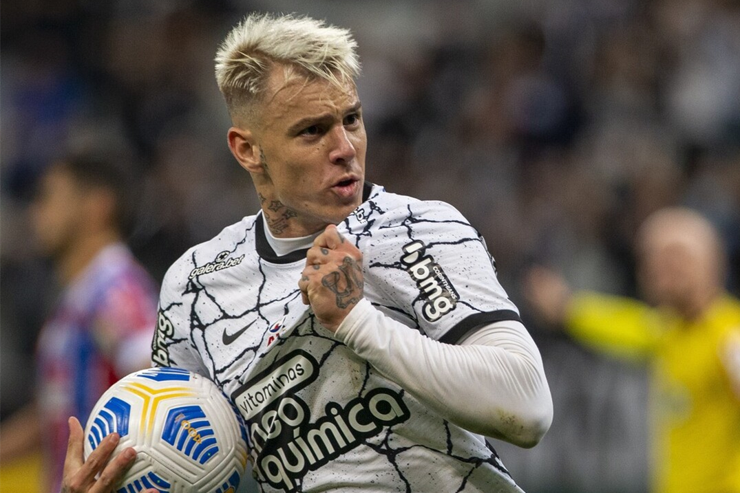 巴西射手榜全集,鲁能巴西前锋洛维