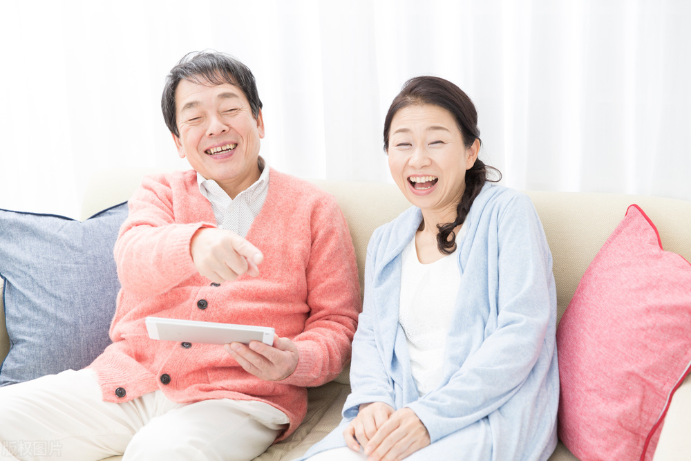 70岁大爷雇保姆后续,72岁大爷找保姆三个条件