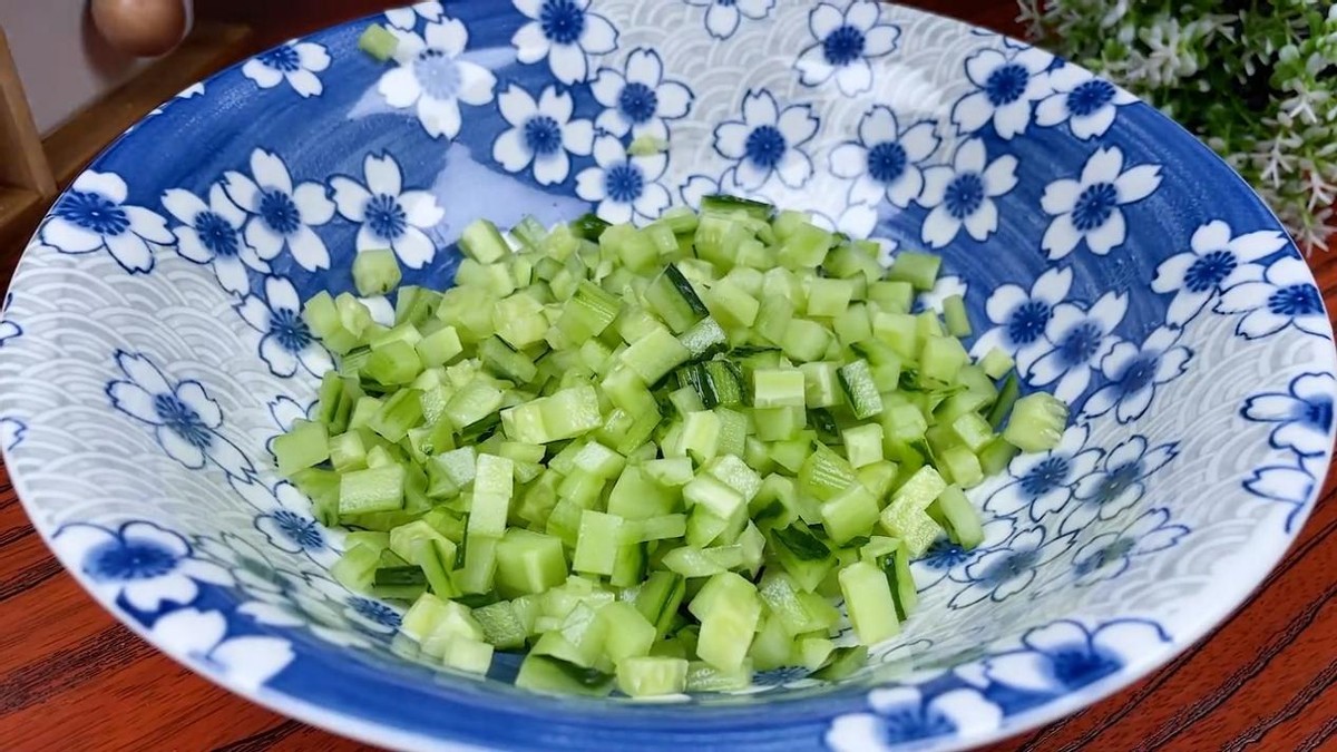 肝火旺睡眠不好怎么调理吃什么,肝火旺睡不好可以喝决明子茶吗