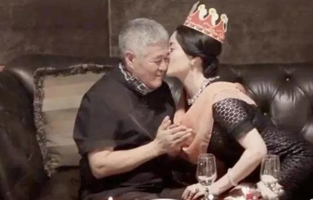 潘长江住过厕所吗,潘长江住哪