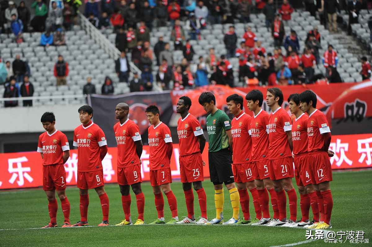 涓浗瓒崇悆绯椾簨,涓浗瓒崇悆鐞冭禌鍥т簨