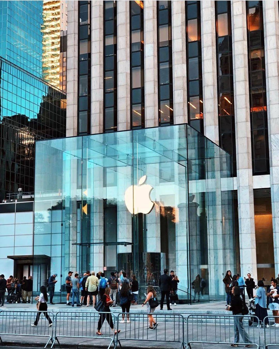 618手机销量排行榜最新,618旗舰手机销量排行榜