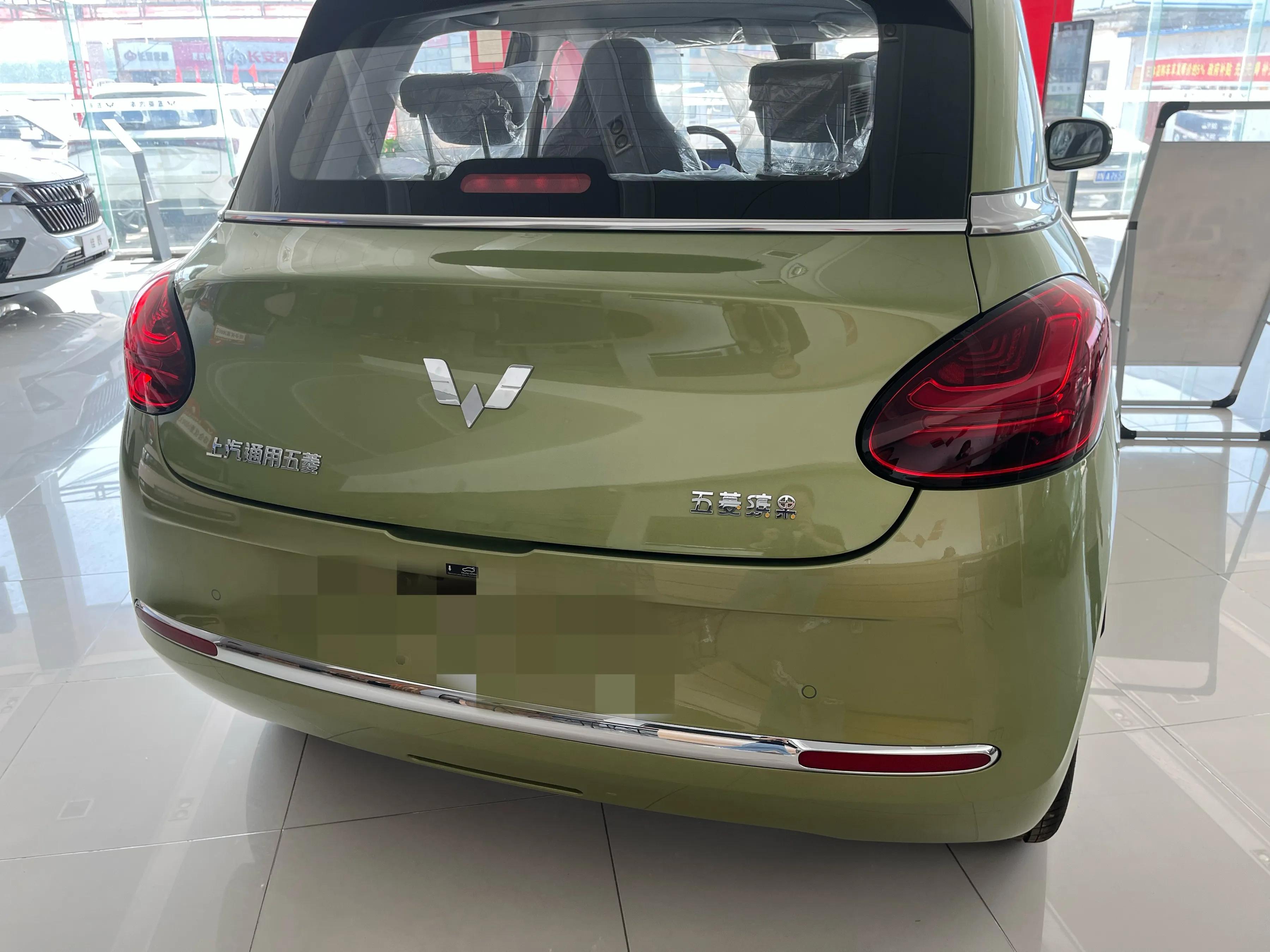 闺蜜买车了带我兜风 (闺蜜提新车带我出去玩)