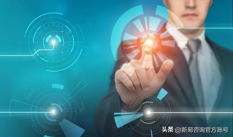 高情商体现在沟通换位思考,聪明人说话技巧学会换位思考