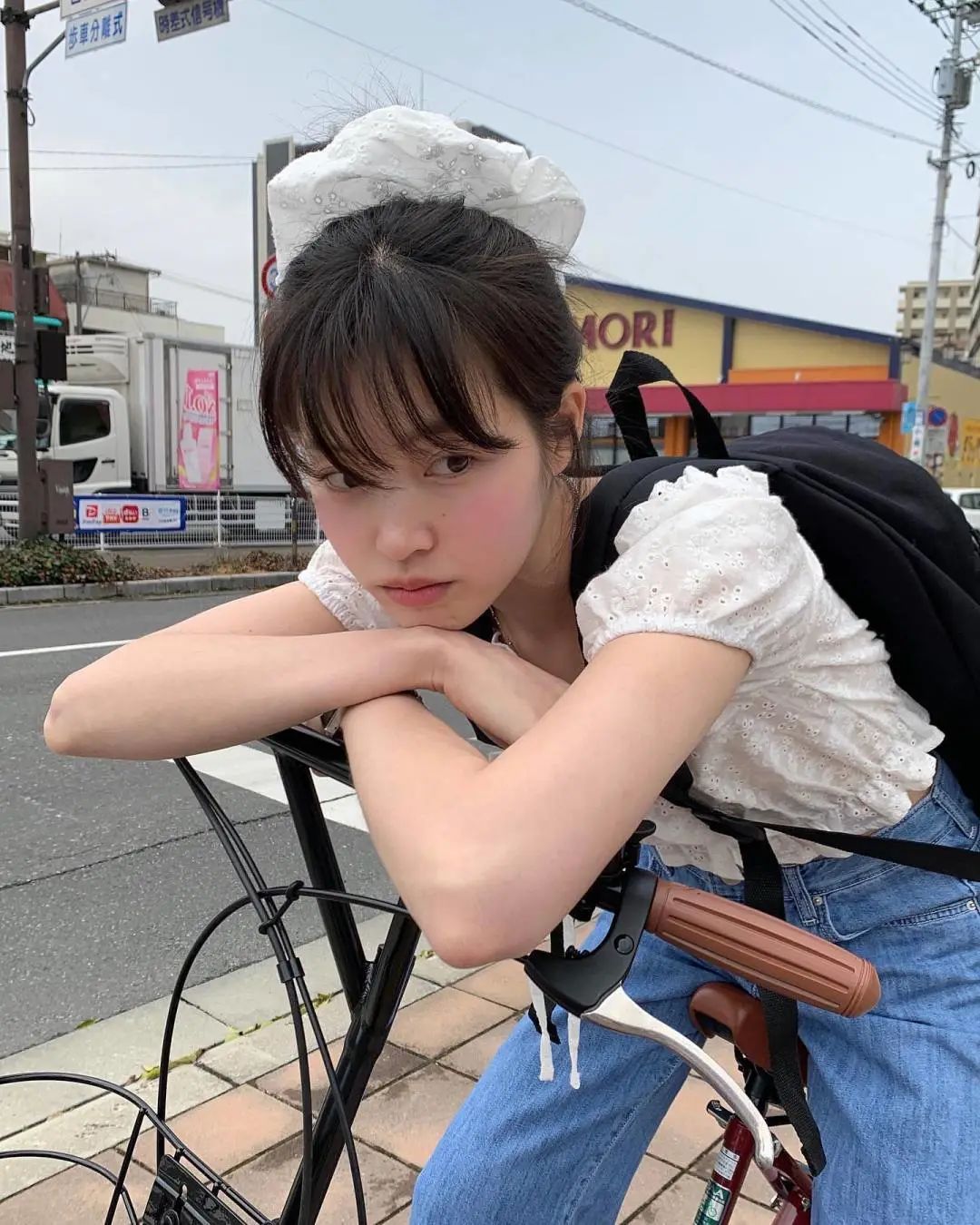 推荐几款好看的鲨鱼夹,鲨鱼夹怎么搭配好看