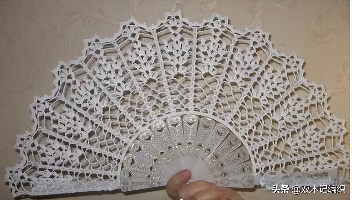 买的折叠扇子不舍得用怎么办,折叠扇纸烂了能修吗