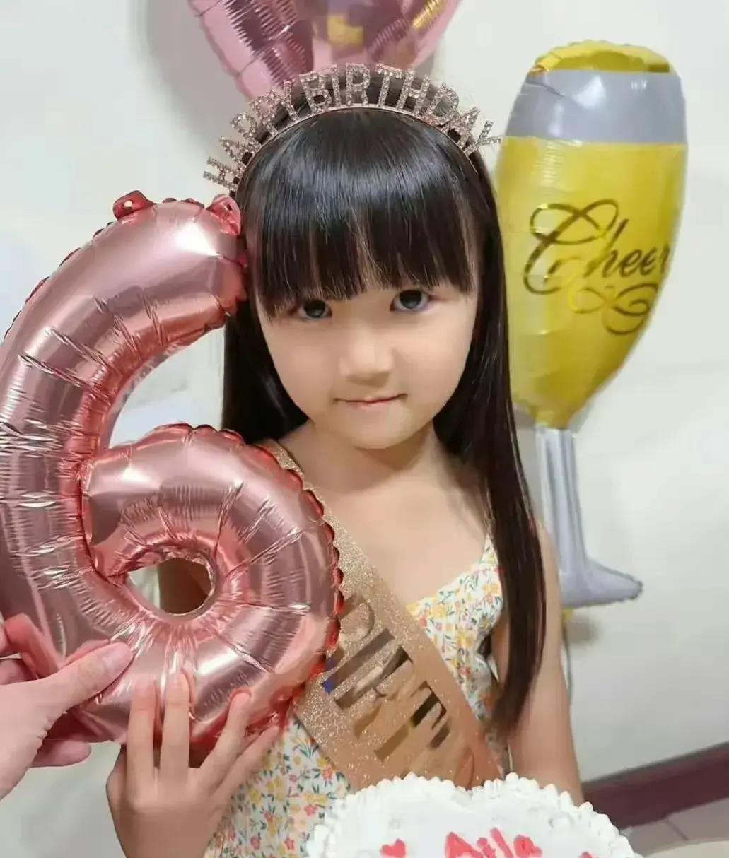 明星住酒店信息泄露案例,明星房间遭遇私生饭事件