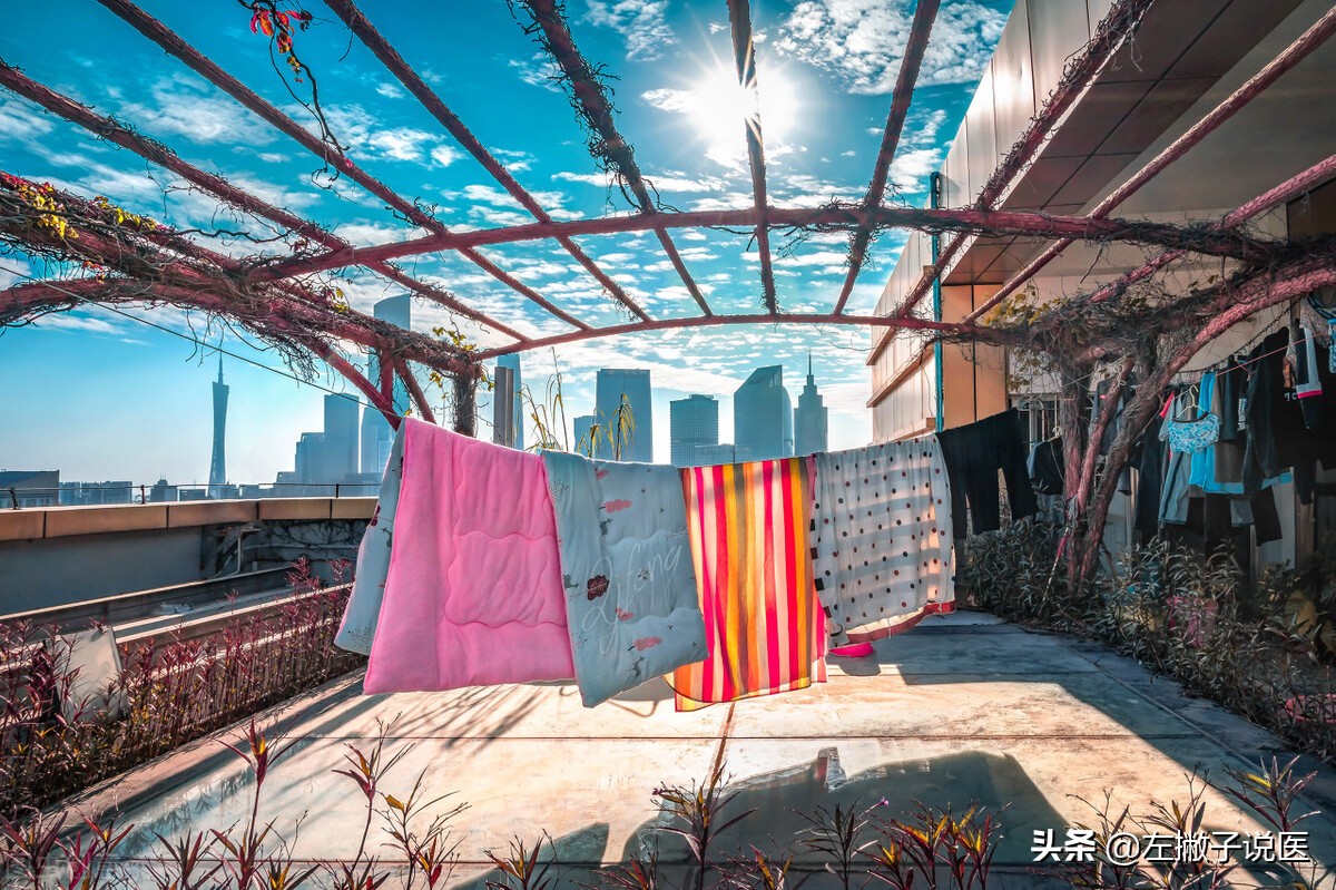 长期裸睡的人，最终会怎样？女子坚持裸睡一个月，收获了5个好处