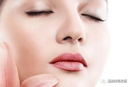 脸上雀斑在家最简单的祛斑方法,脸上长雀斑怎么祛斑最有效小妙招