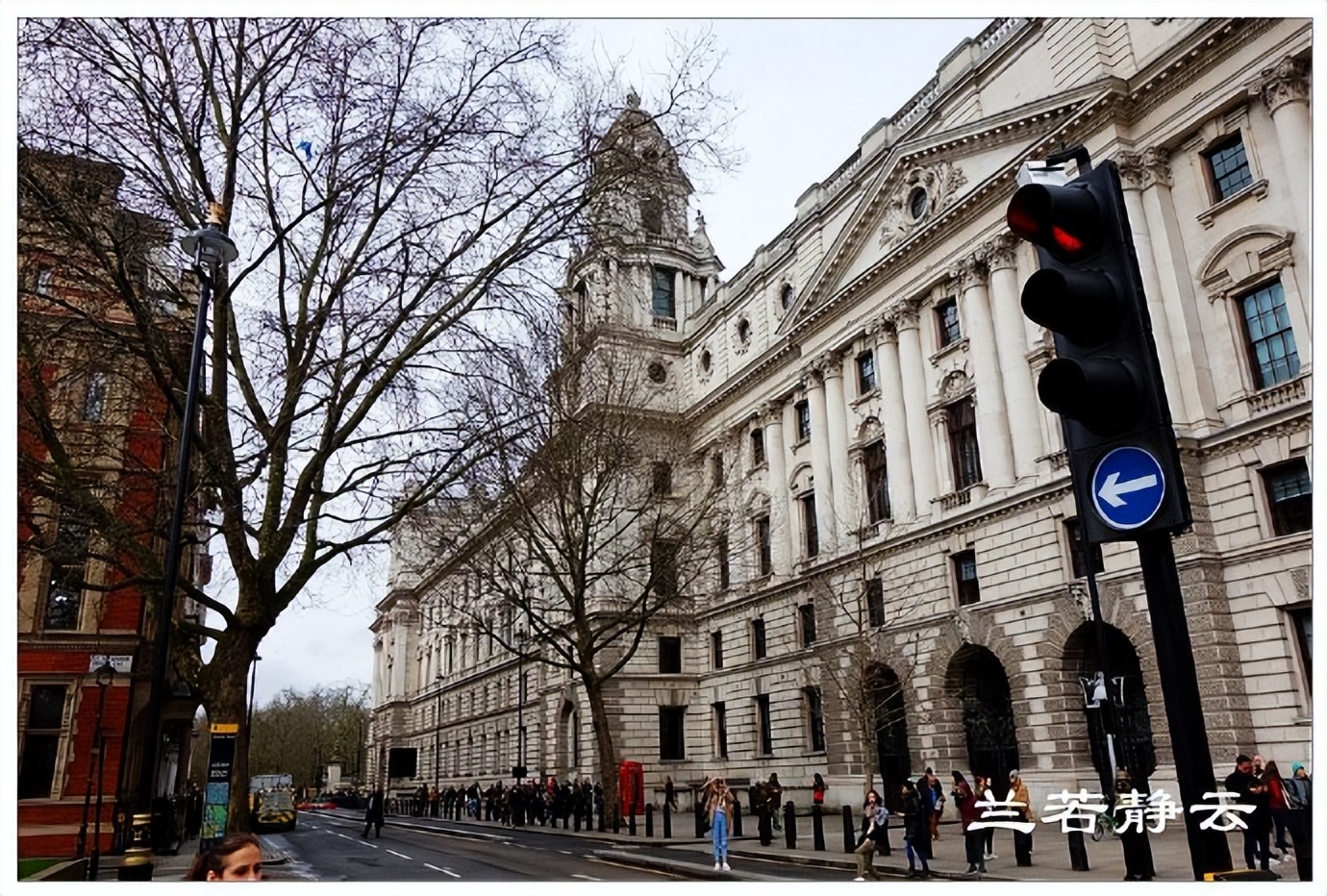 英国美女马术骑手,英国女王出行皇家马队