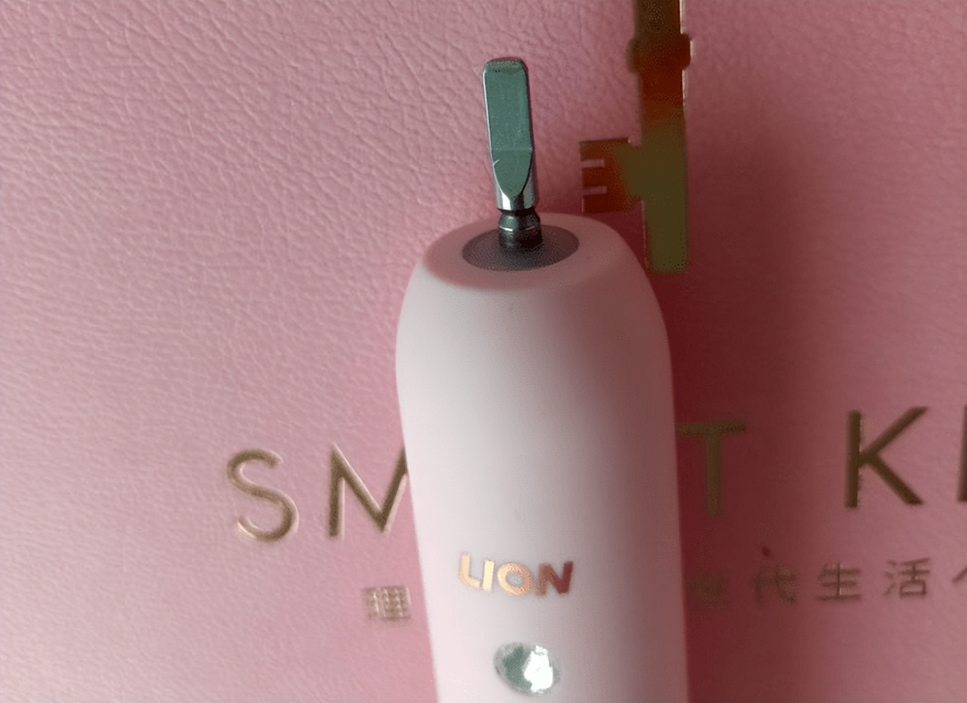 tflash电动牙刷和usmile哪个好,飞利浦电动牙刷怎么挑选