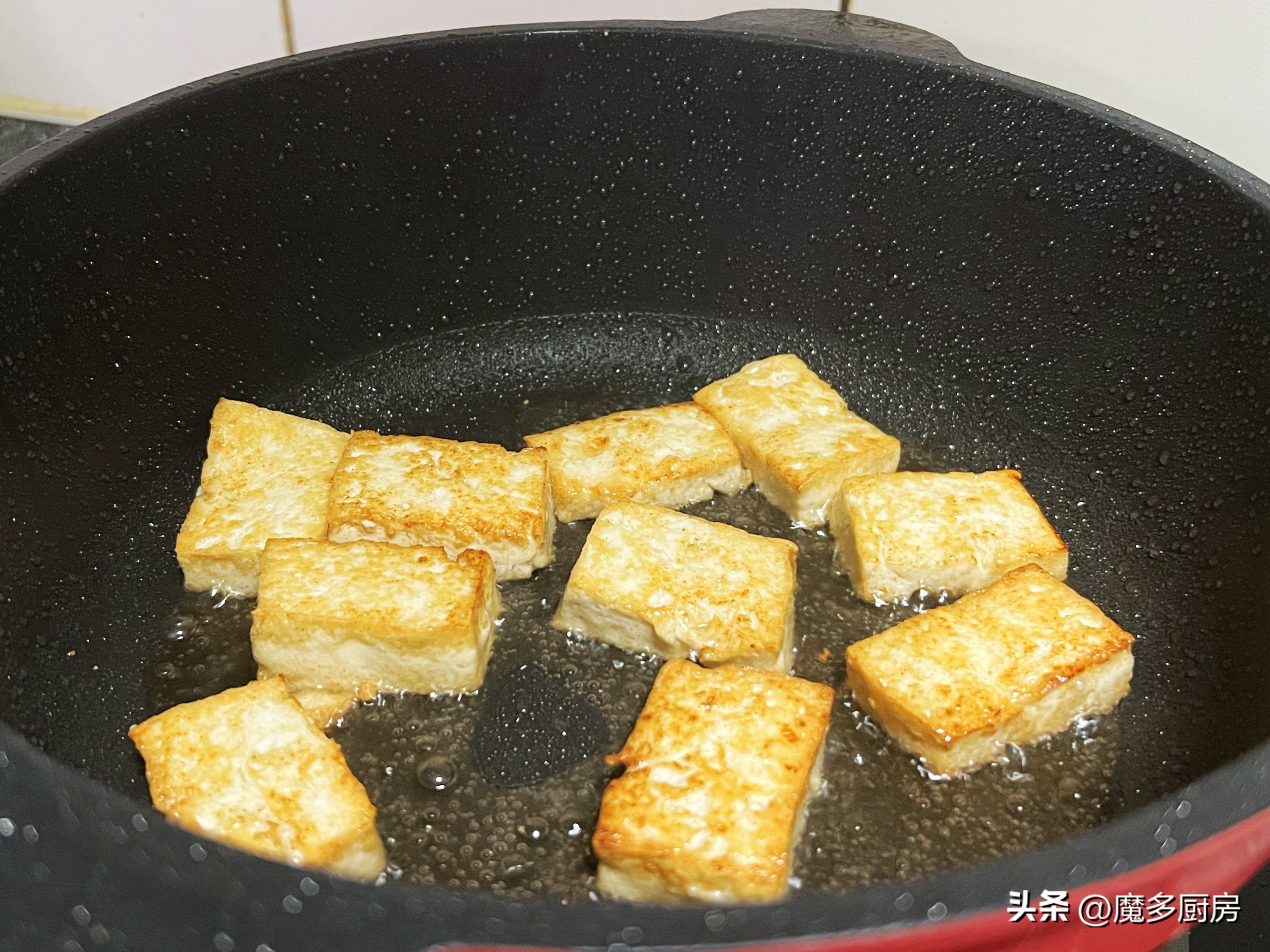 春天多给孩子做这道菜荤素搭配,吃鱼这样做食材鲜口感爽