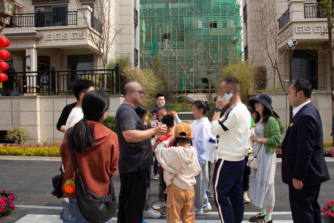 仙岭湖畔三马国际名车植树节公益活动圆满落幕