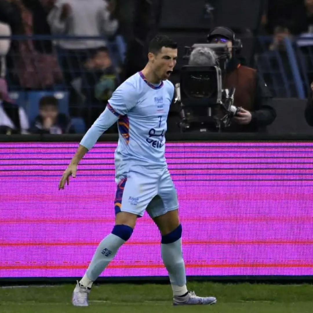 c罗和梅西同台照片c罗帅,世界杯c罗和梅西的比赛视频