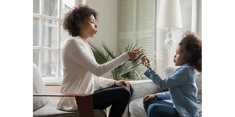 孙子头上磕了一个包，儿媳辞职并让她回老家，一周后打来电话哭了