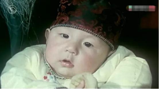 中国第一个试管婴儿多少岁啦,中国第一例试管婴儿在哪成功的