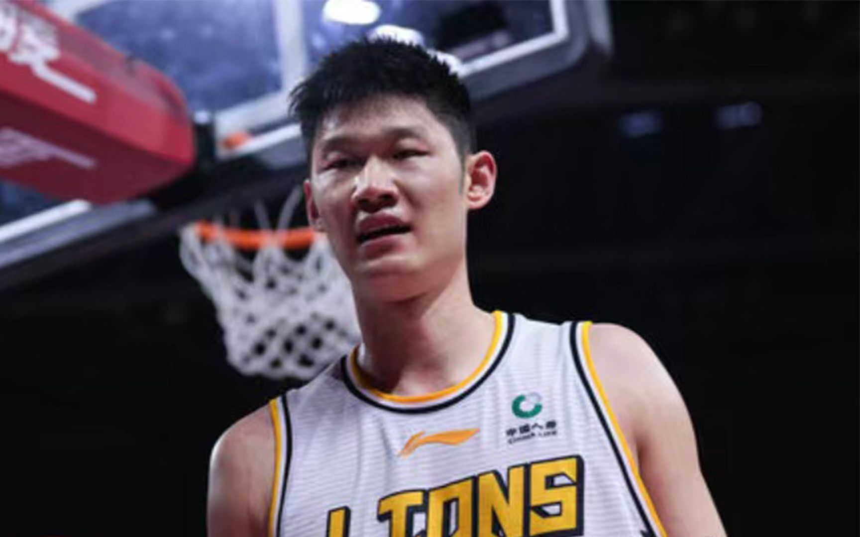 姚明cba各项数据纪录,cba总决赛姚明51分21篮板