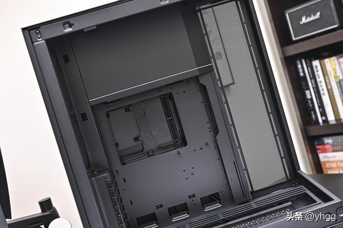 黑金全塔海景房——ROGZ790HERO+4080猛禽+追风者NV7装机展示