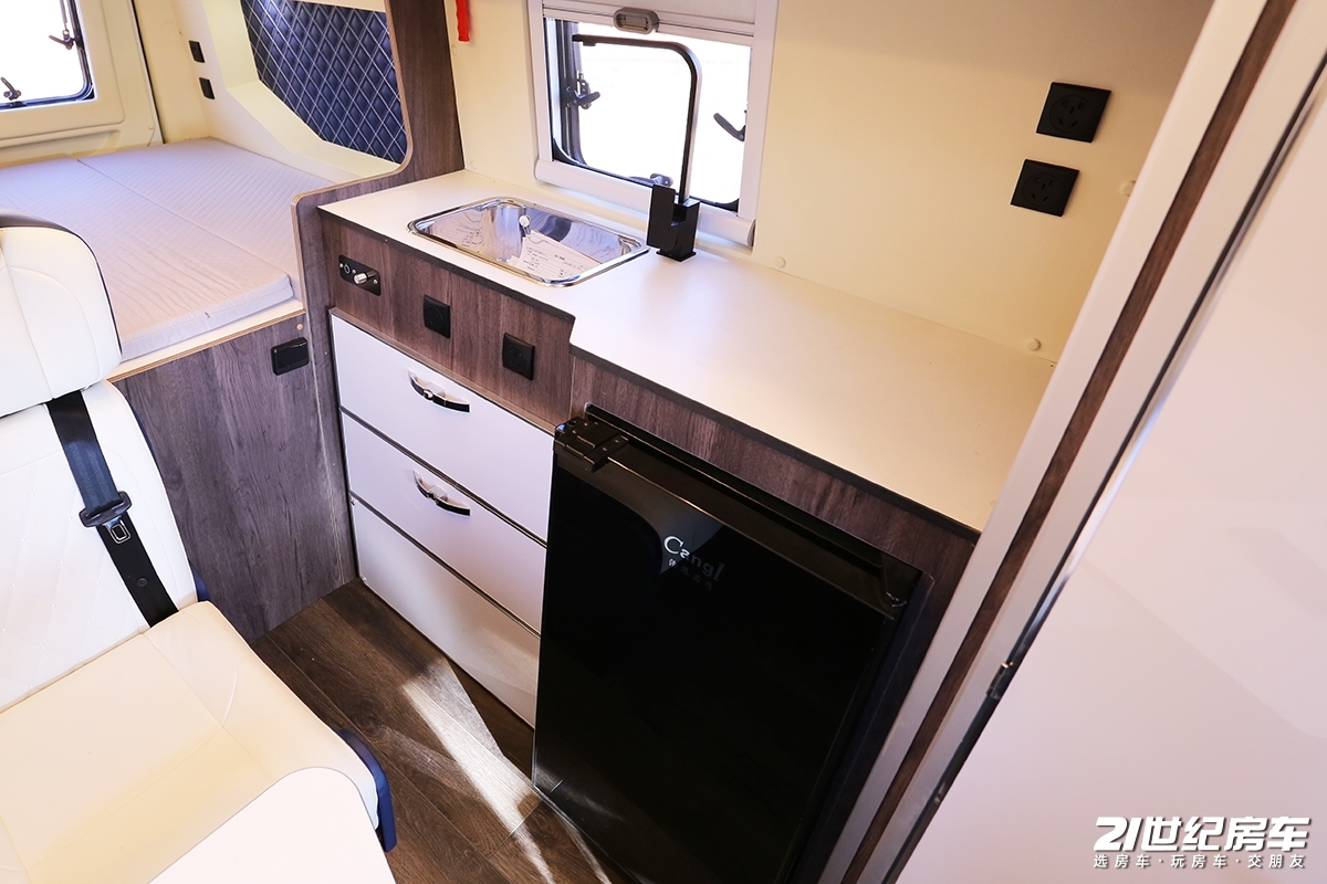 顶级vanlife露营车,vanlife露营车欧洲风格