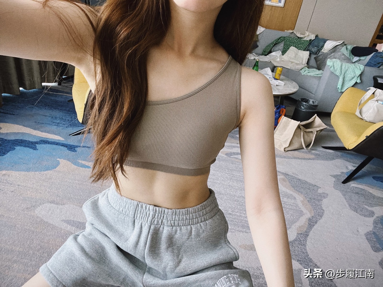 已经有了腹肌怎样练腹肌更明显,腹肌训练一个动作一分钟练出腹肌