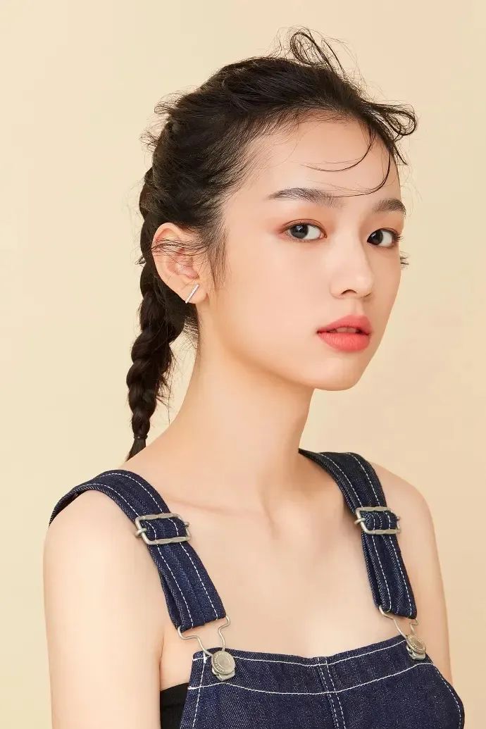 九鹭非香改编电视剧鼻祖,九鹭非香侯明昊周也