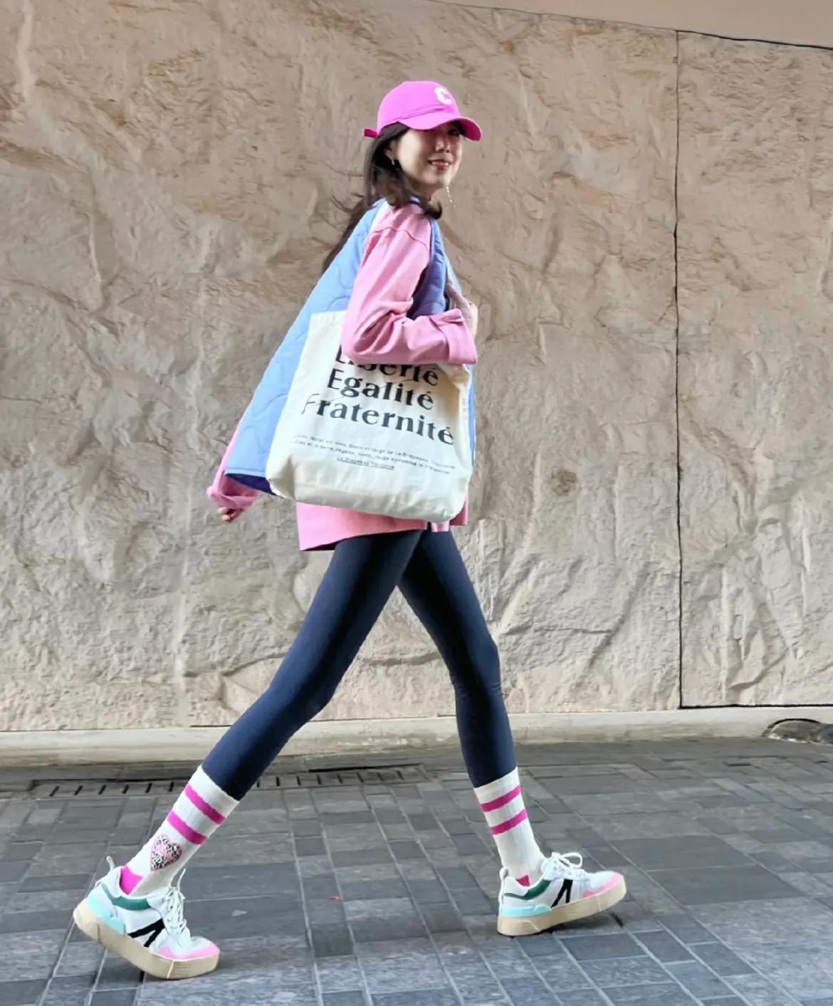 五一出游怎么穿？25套穿搭示范实穿又吸睛