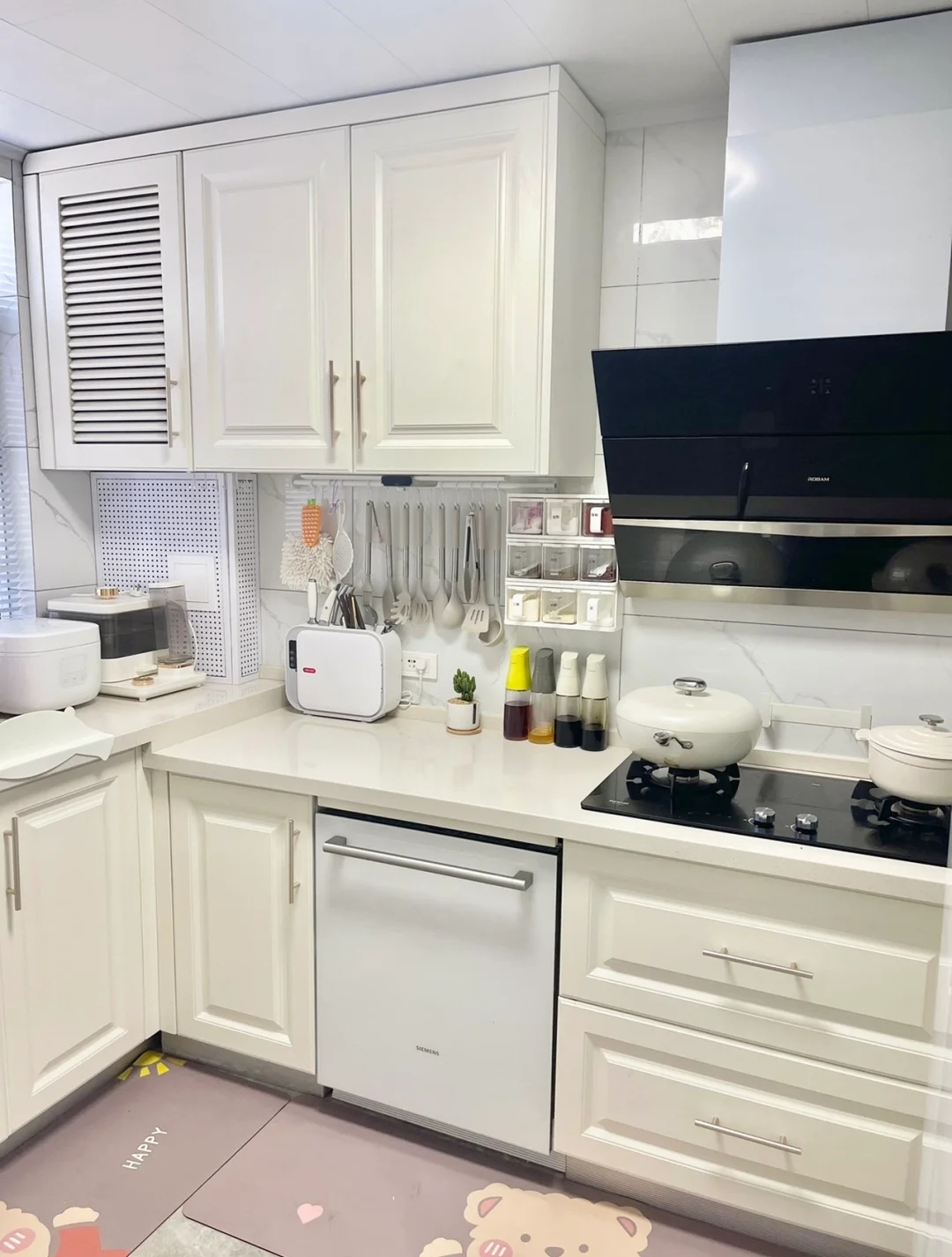 陕西夫妇晒出自家144㎡新房走红：不豪华，却是很多家庭的榜样