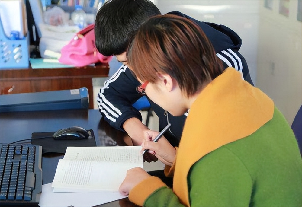 小张老师教你如何制作优秀的微课,如何制作优秀的微课