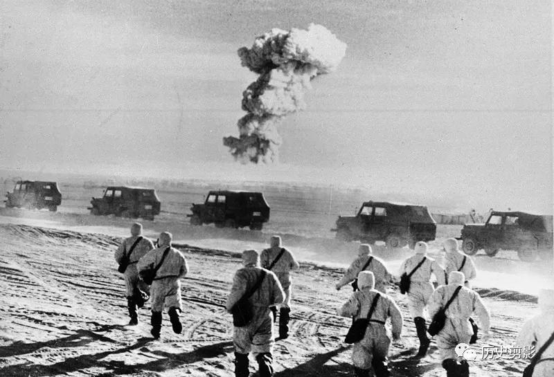 中国第一颗原子弹爆炸的时间,我国第一颗中子弹爆炸照片图文