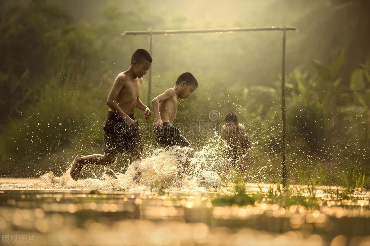 让乡村儿童享受足球,足球与乡村传统文化结合