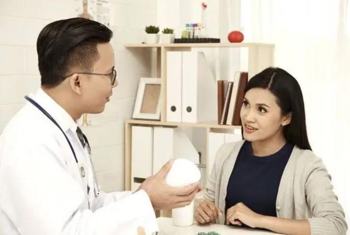 绝经期女性，就不需要避孕了？医生：合理选择避孕方法，不容侥幸