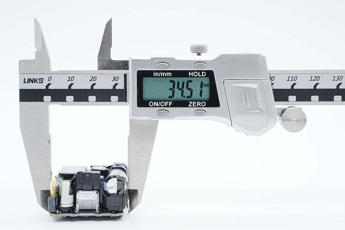 苹果原装20w快充一个小时充电50%,苹果原装快充20w充14pm要充多久