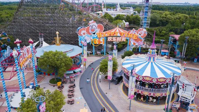 上海郊区海岛型公园亲子游攻略,上海欢乐谷必玩项目旅游攻略