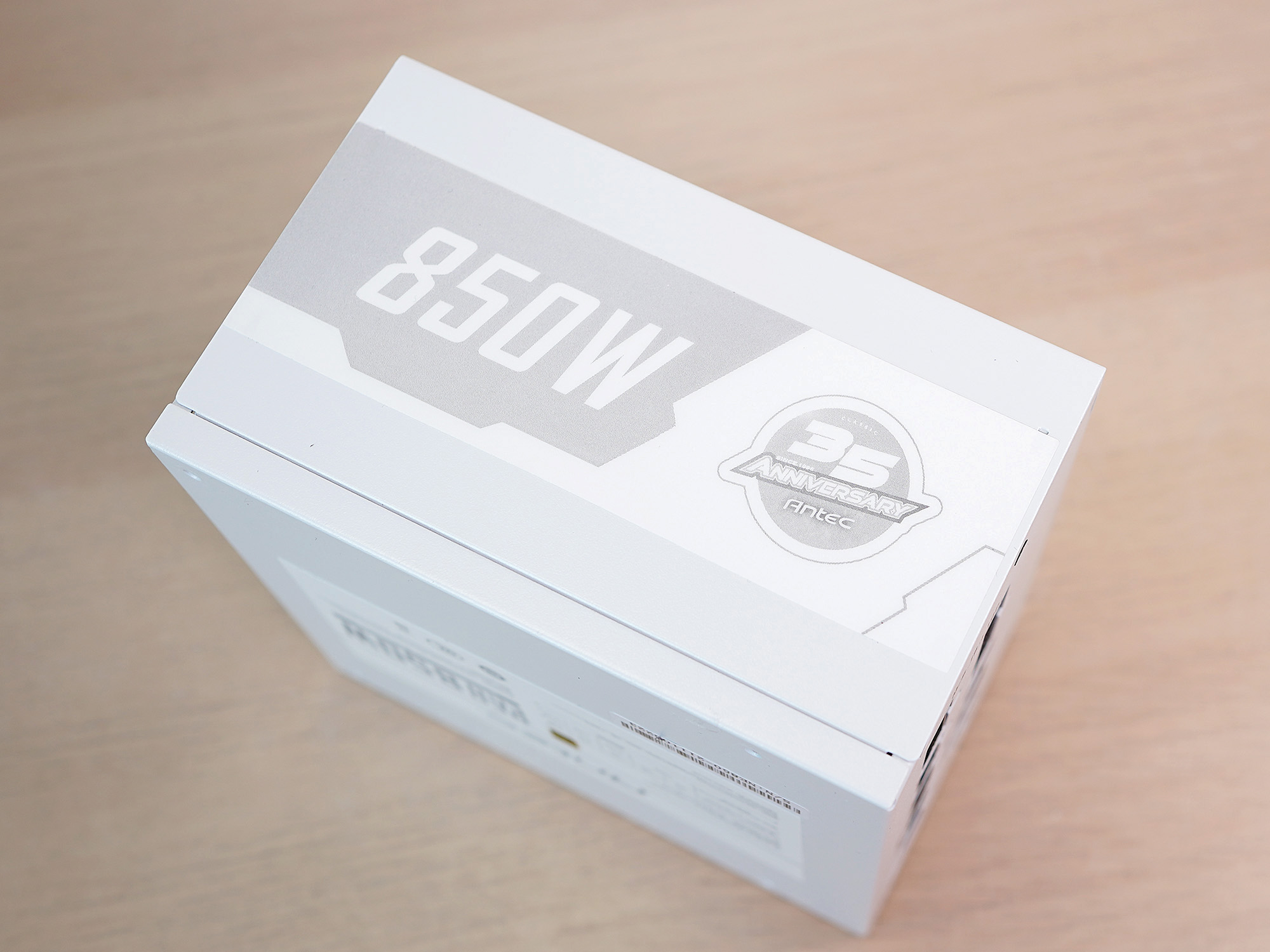 白银经典配色，最强风冷组合，能玩老头环，也是生产力的PC主机