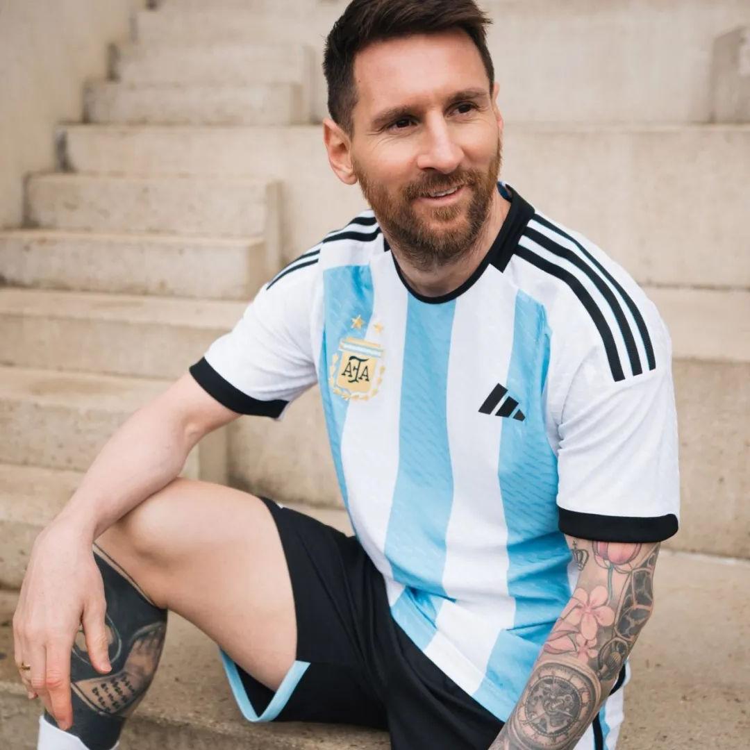 阿根廷足球队徽设计,阿根廷墨西哥图