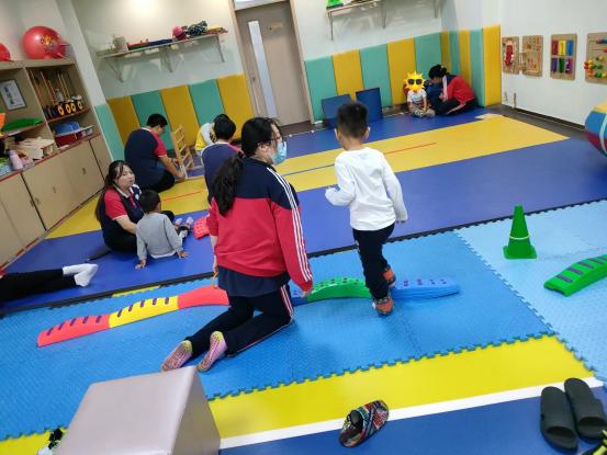 去配助听器里面检查听力免费吗,戴助听器之前需要测听力么