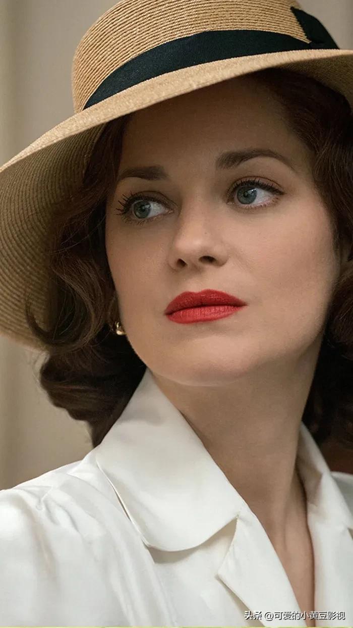 为艺术献身,大尺度出演作品,这朵野性的法国玫瑰,美的惊心动魄