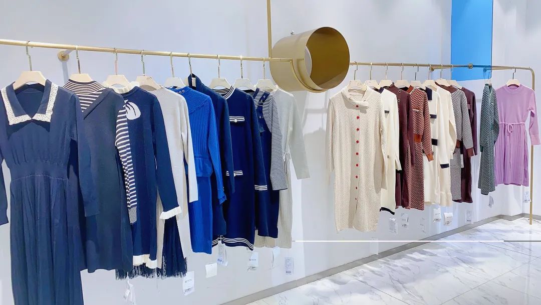 马尔飞丝品牌女装直播,马尔飞丝羊绒连衣裙折扣