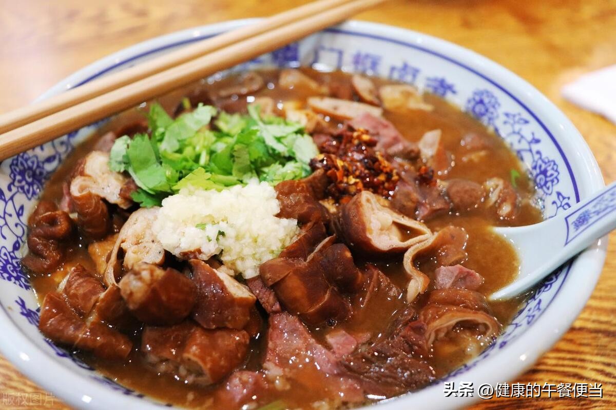 北京人讲述老北京的卤煮,老北京卤煮北京本地