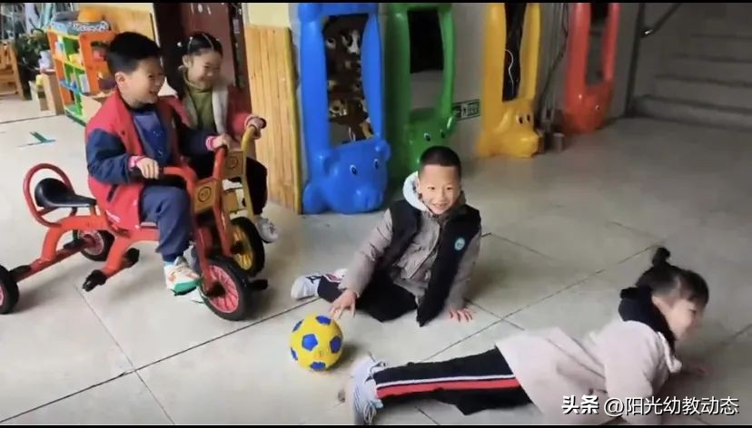 安全教育专栏幼儿园,幼儿园交通安全教育简报