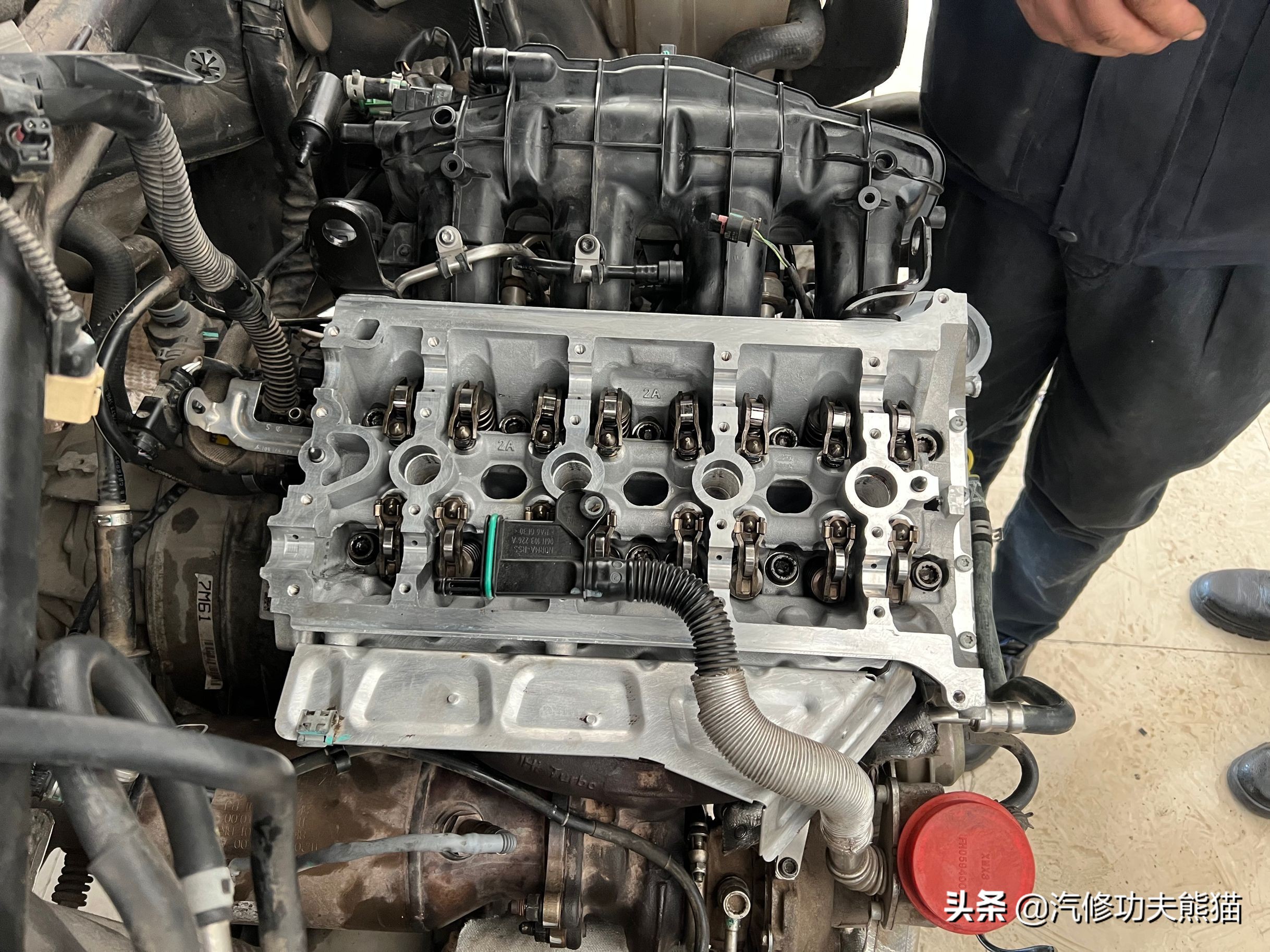 奥迪q5二手车烧机油,q5二手车大修翻新