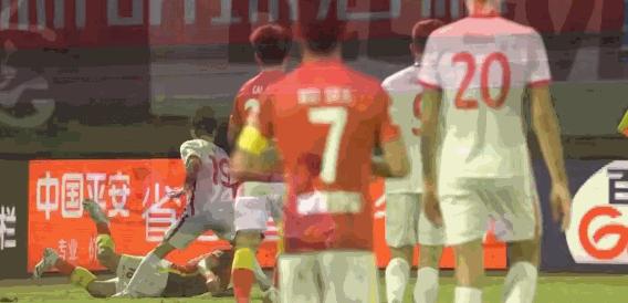 中超名场面背身单打,中超名场面66分钟上场