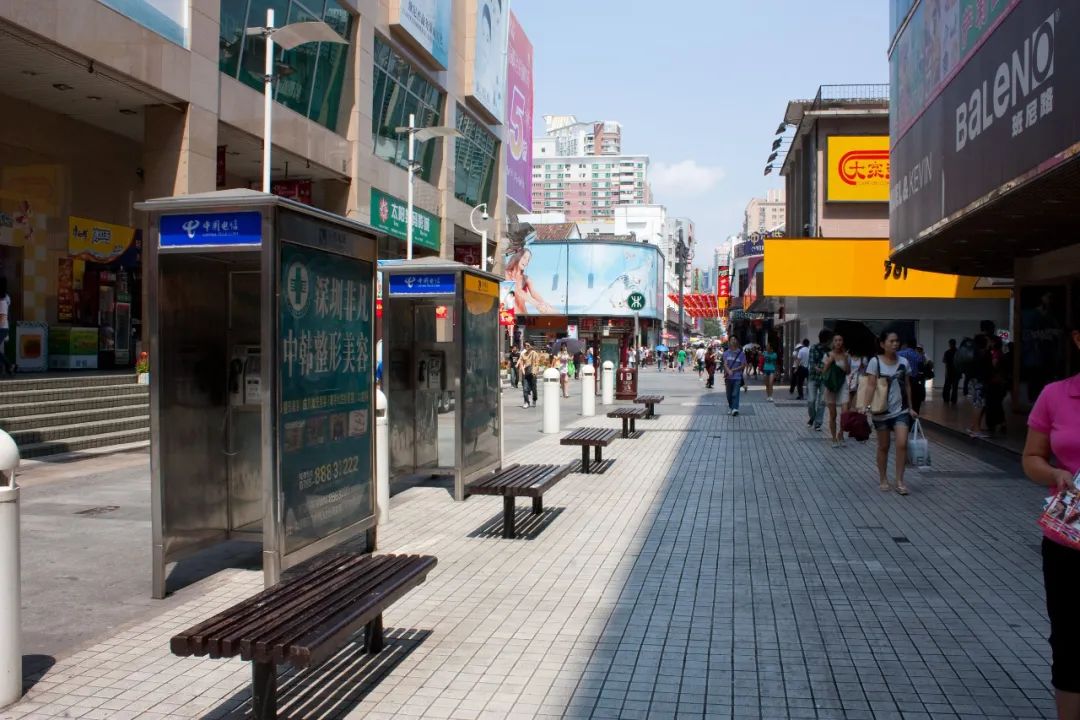 深圳，网红店坟墓！谁来谁死，亏得裤衩都不剩