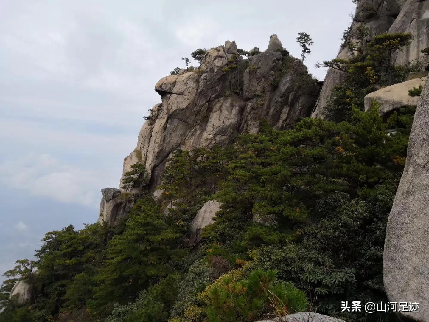 史称“宣歙之脊”，内有和谐之源，被誉中国徽厨之乡